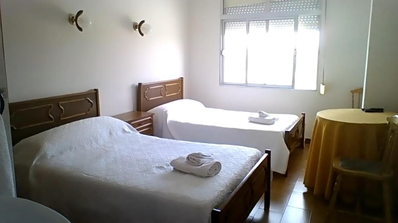 Hostal Restaurante Galicia Villardefrades Luaran gambar